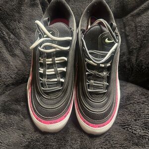 NIKE Air Max 97 World Tour Edition